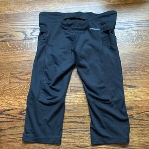 Patagonia Black Capri Active Pants